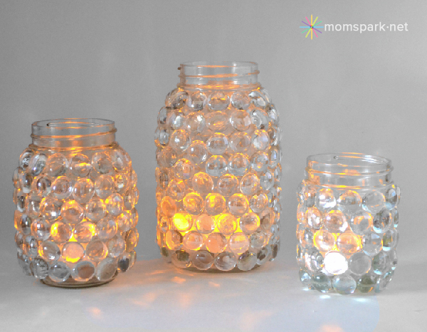 DIY: Easy Mason Jar Luminaries Craft