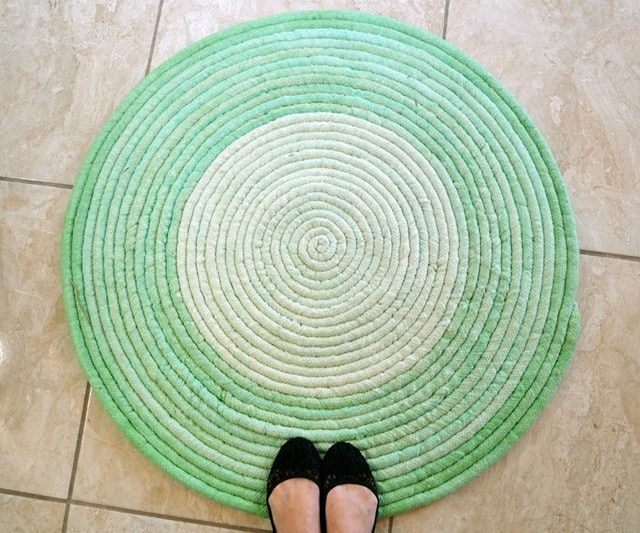 DIY Ombre Cotton Piping Rug