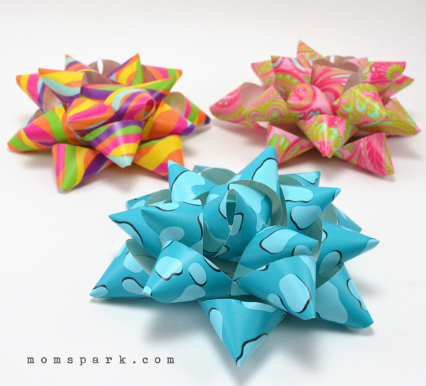 How to Make DIY Paper Gift Bows for Presents