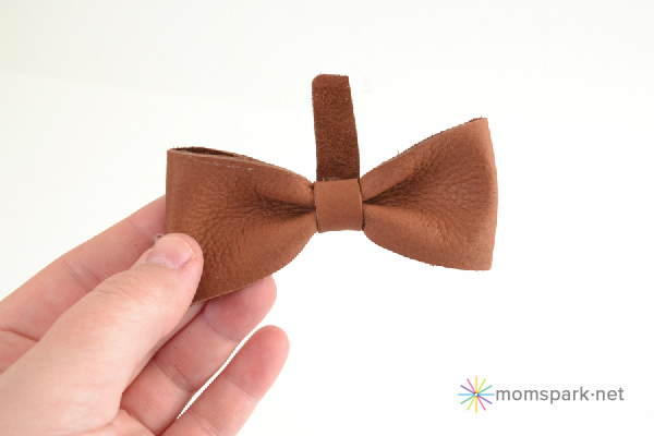 DIY Leather Hair Bows Tutorial