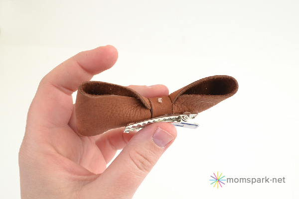 DIY Leather Hair Bows Tutorial