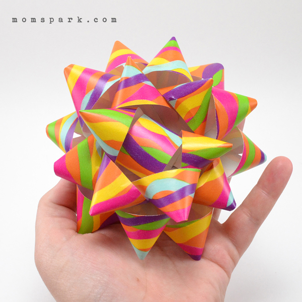 How to Make DIY Paper Gift Bows for Presents