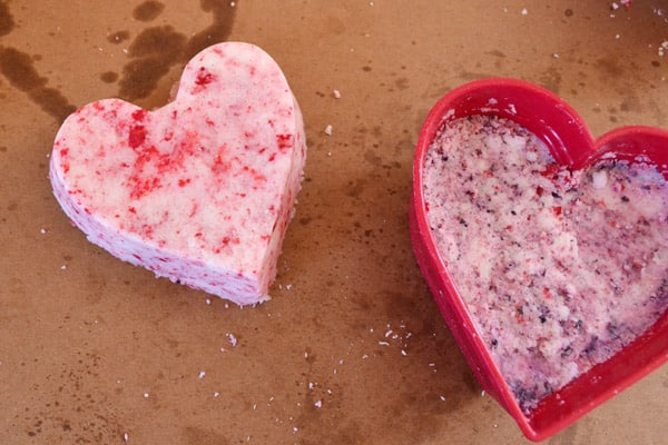 DIY: Heart Shaped Bath Bomb Tutorial