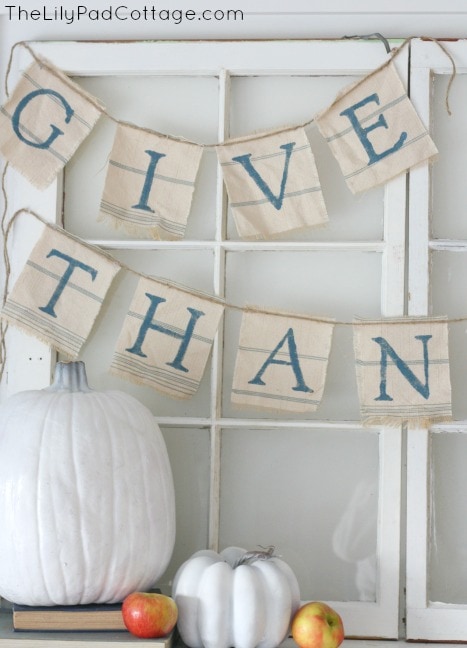 DIY Thanksgiving Fabric Banner