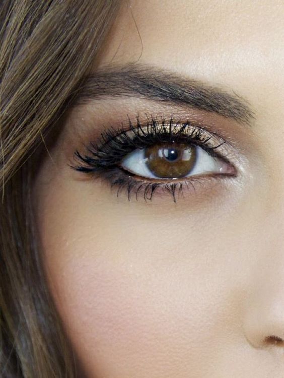 20 Inspired Prom Hair and Makeup Looks: Stunning Makeup Look for Brown Eyes