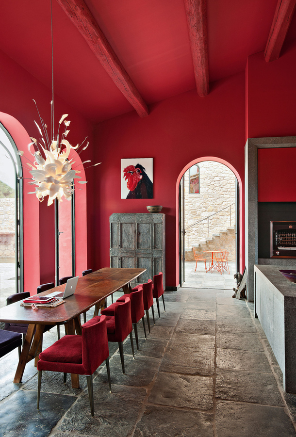 9 Stunning Red, White & Blue Spaces for Entertaining