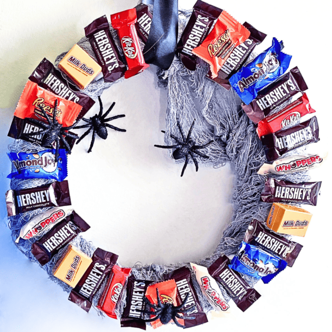 DIY Halloween Candy Wreath Craft