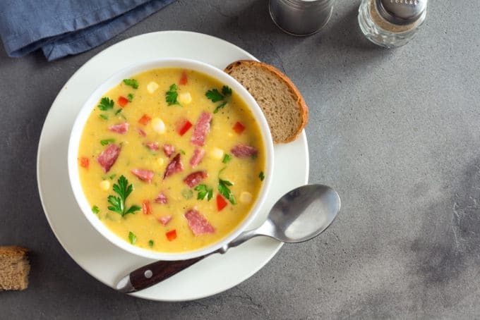 Easy Ham and Potato Cheesy Soup Recipe