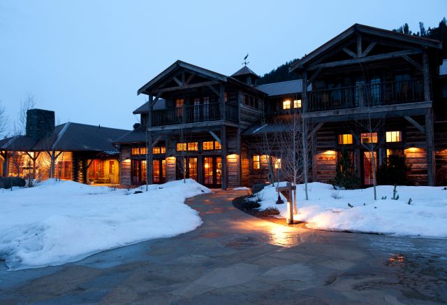 3 Montana Winter Lodges You Should Stay At