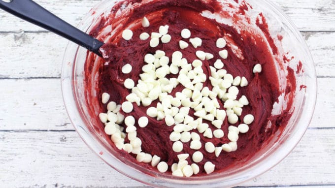 Red Velvet Skillet Dessert Cookie Recipe