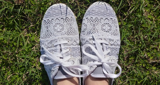 Repurposed Lace Scrap Tennies Shoe Makeover