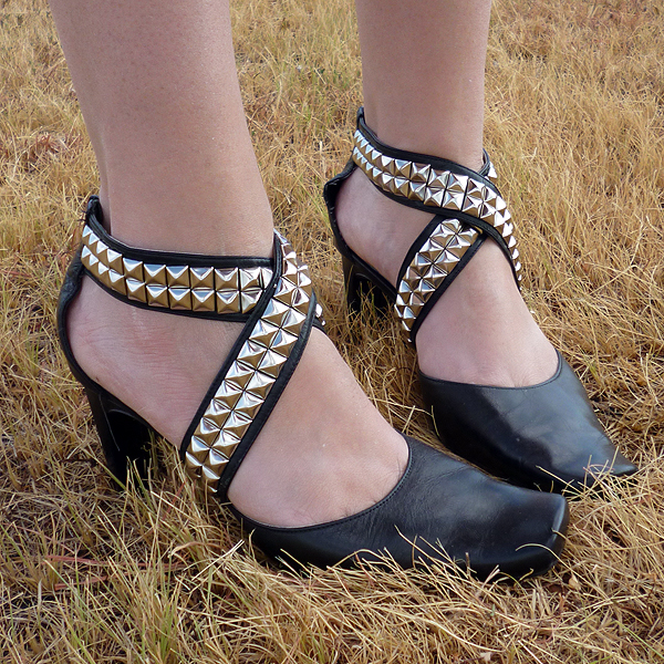 Sexy Studded Pumps DIY