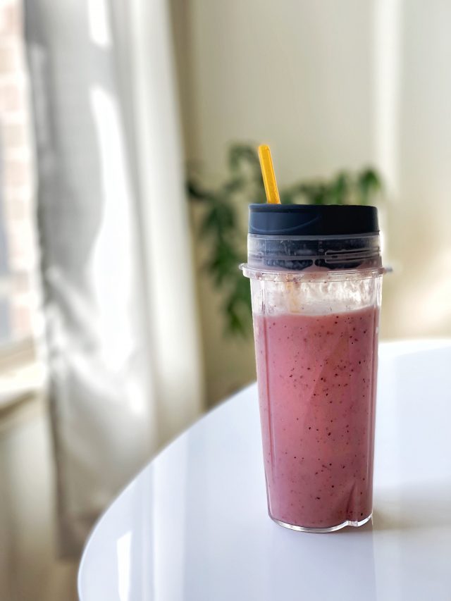 Easy 2-Minute Frozen Fruit Smoothie - For this particular smoothie, I used a frozen "mixed fruit" assortment of sliced peaches, seedless red grapes, pineapple chunks, and strawberries. BUT you can do any frozen fruit you like, which is the beauty of this recipe!