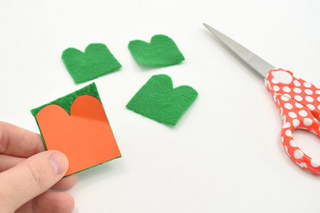 DIY Simple Felt Shamrock Pin