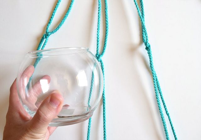 How to Make Macrame Succulent Hangers