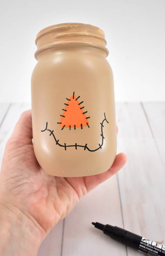 Easy Mason Jar Scarecrows Fall Craft