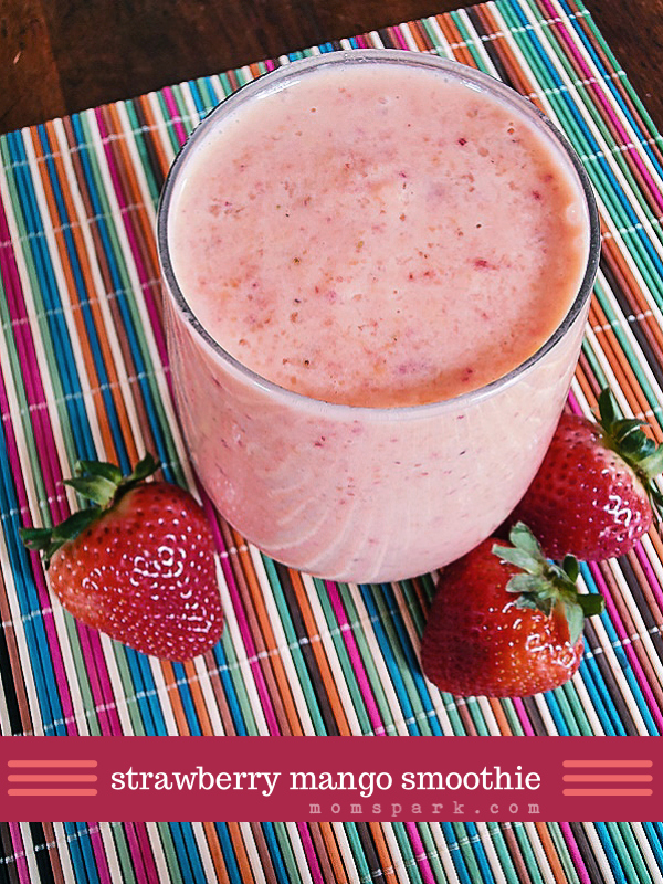 Easy Strawberry Mango Smoothie Recipe